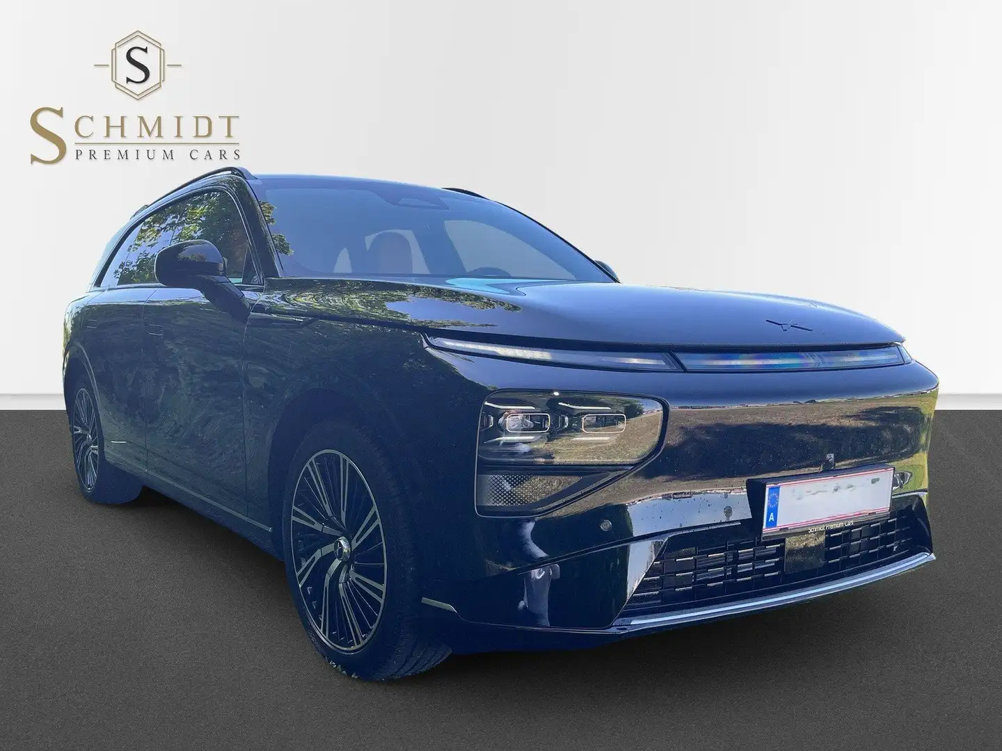 Xpeng G9 423 kW AWD Performance Schwarz - 2