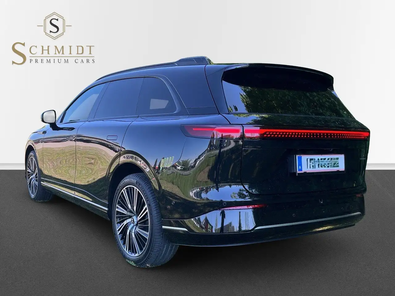 XPENG G9