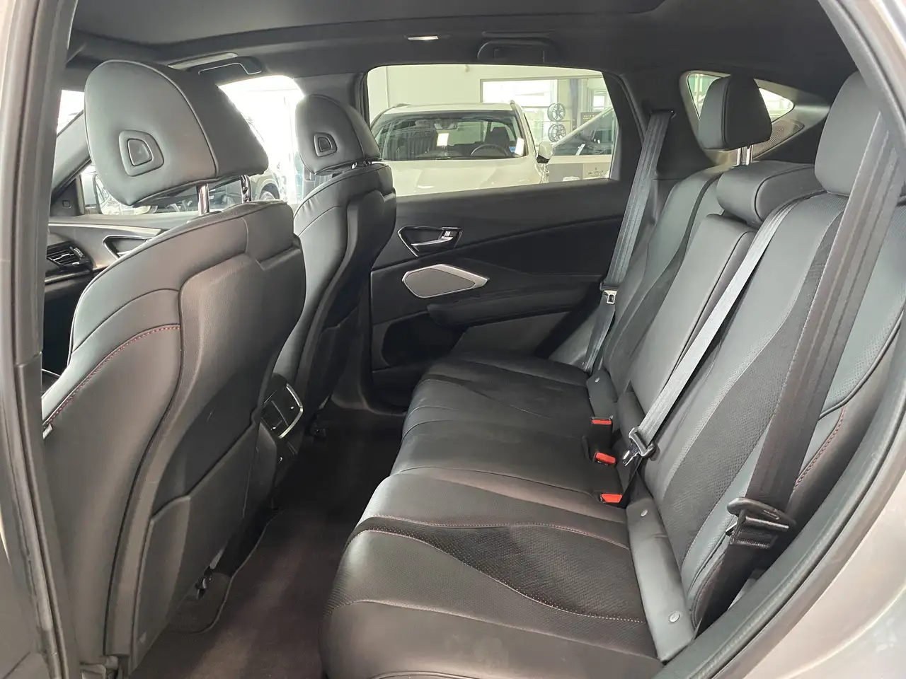 Acura RDX снимка Acura RDX