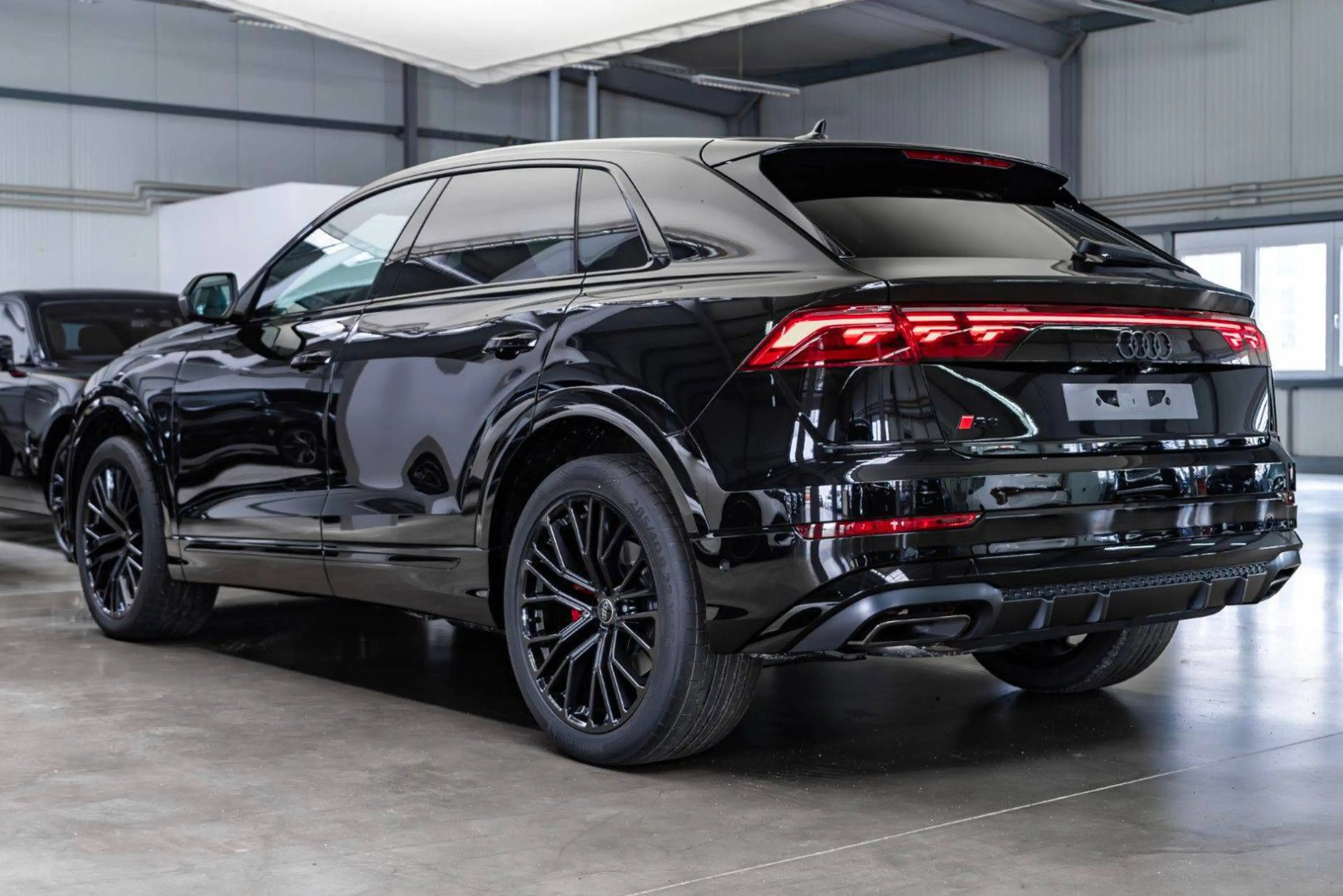 Audi Q8 50 TDI quattro — photo 5