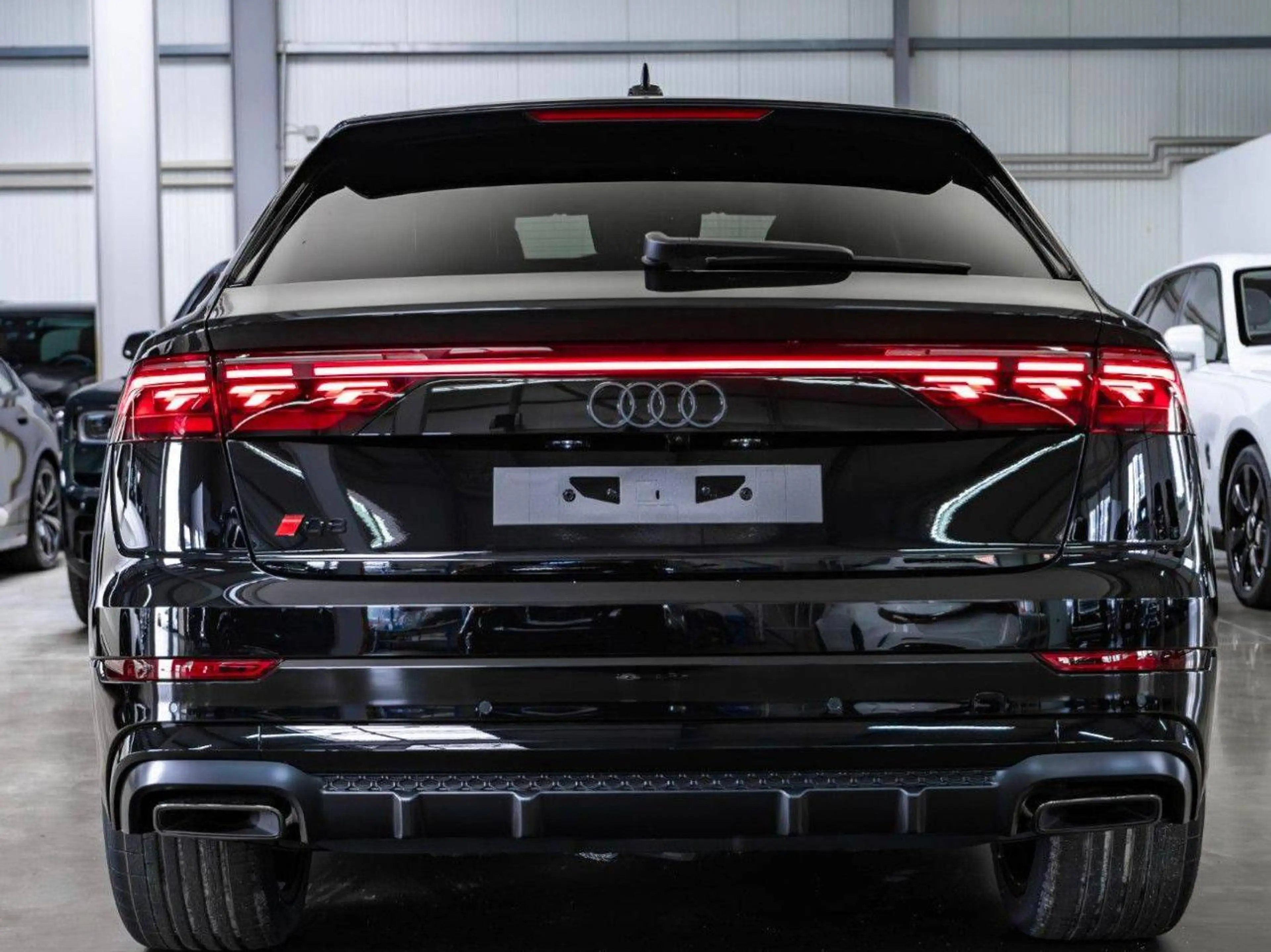 Audi Q8 50 TDI quattro — photo 6