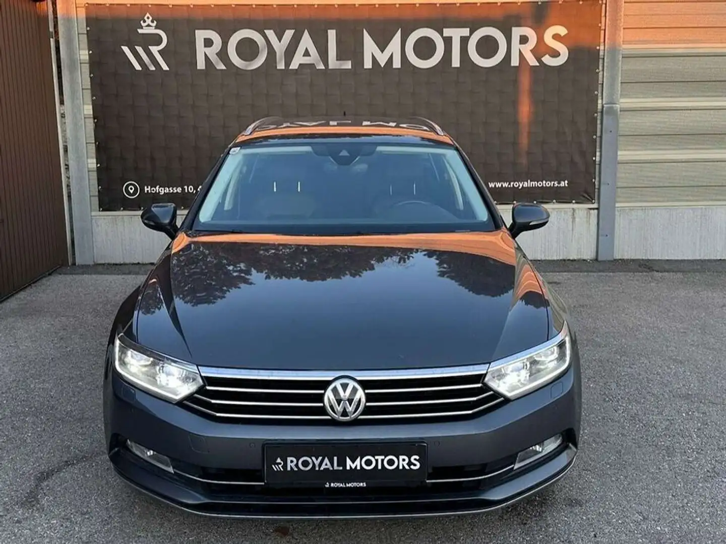 Volkswagen Passat Highline/DIGITALES TACHO Grau - 2