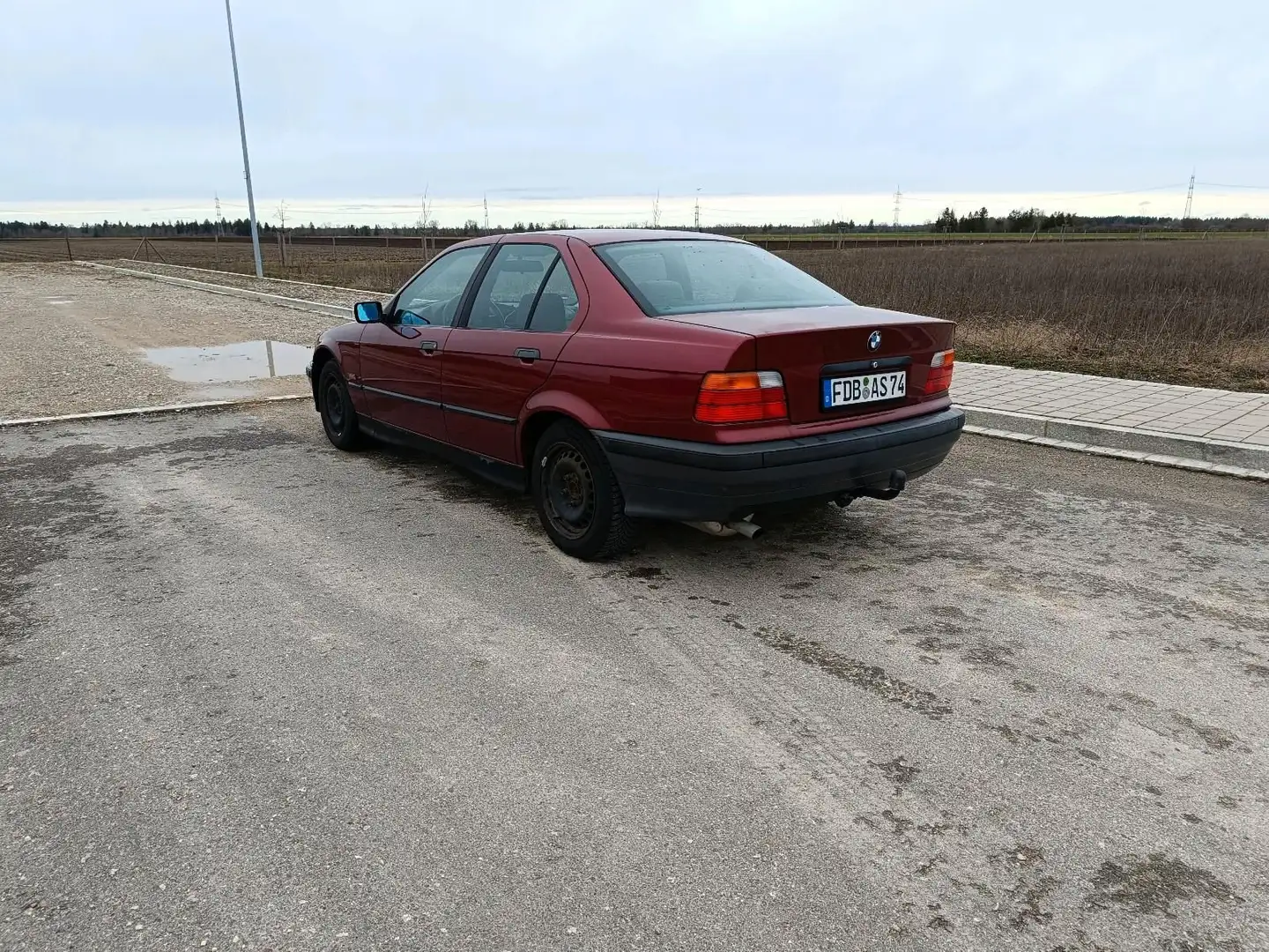 BMW 318 318i Czerwony - 1