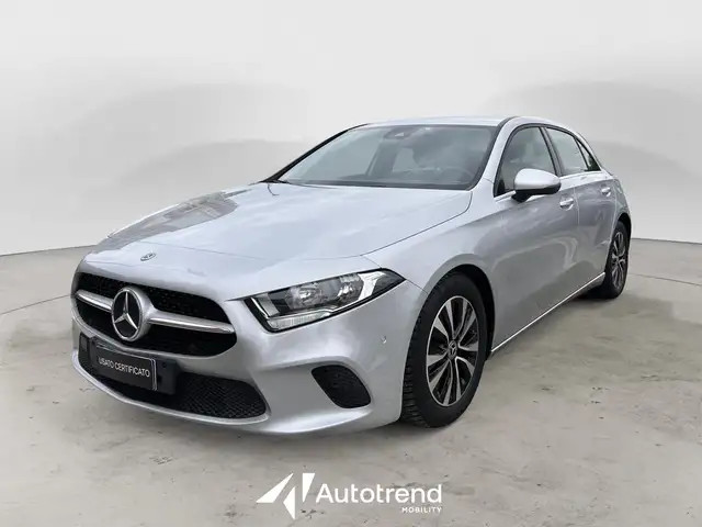 Mercedes-Benz A 150 200 d 150 CV Automatica NAVI LED Business