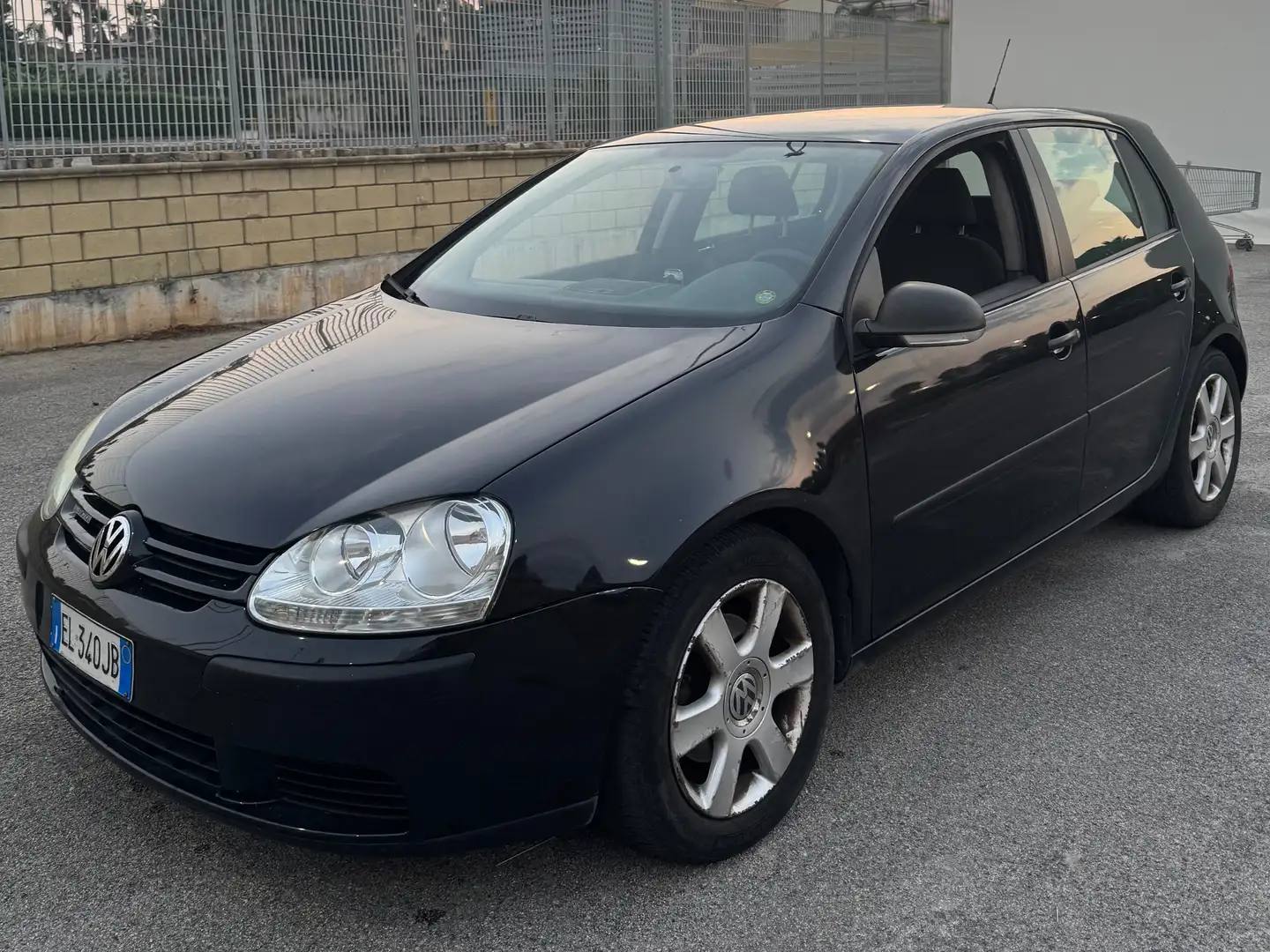Volkswagen Golf Volkswagen Golf 5 1.9 TDI BlueMotion (77Kw) - 1