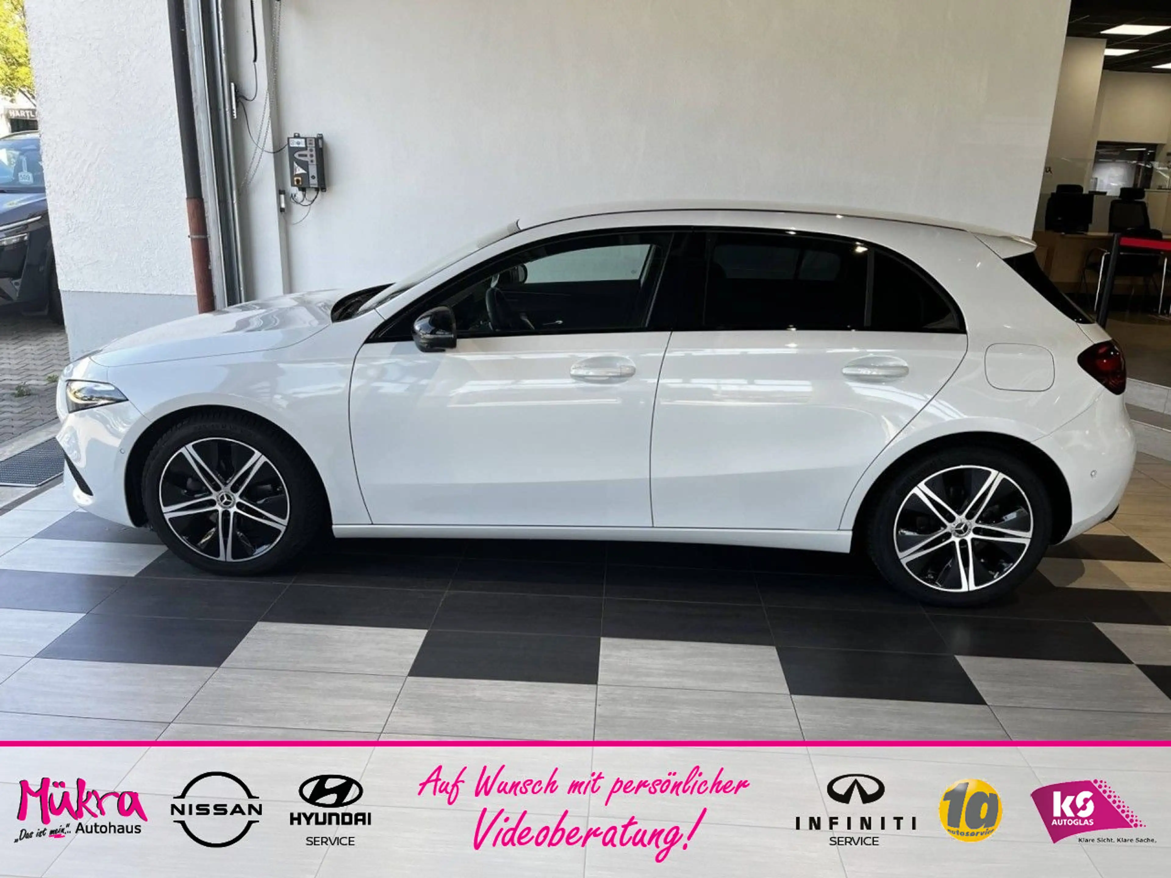 Mercedes-Benz A 200 Mercedes Benz A 200 Advanced/WP/Night Pake — photo 5