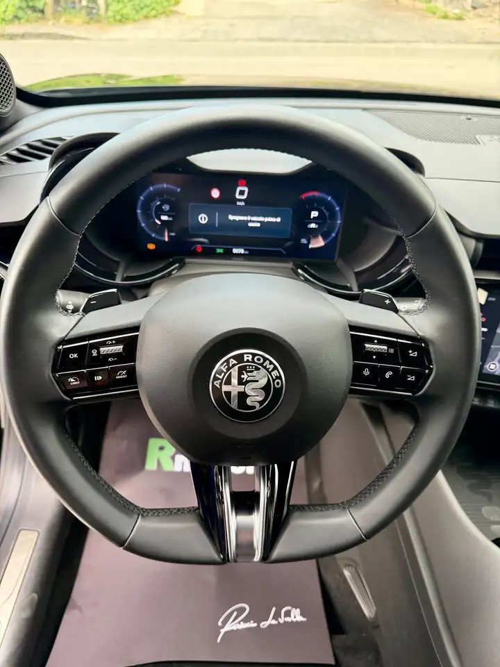 Alfa Romeo Junior 2024