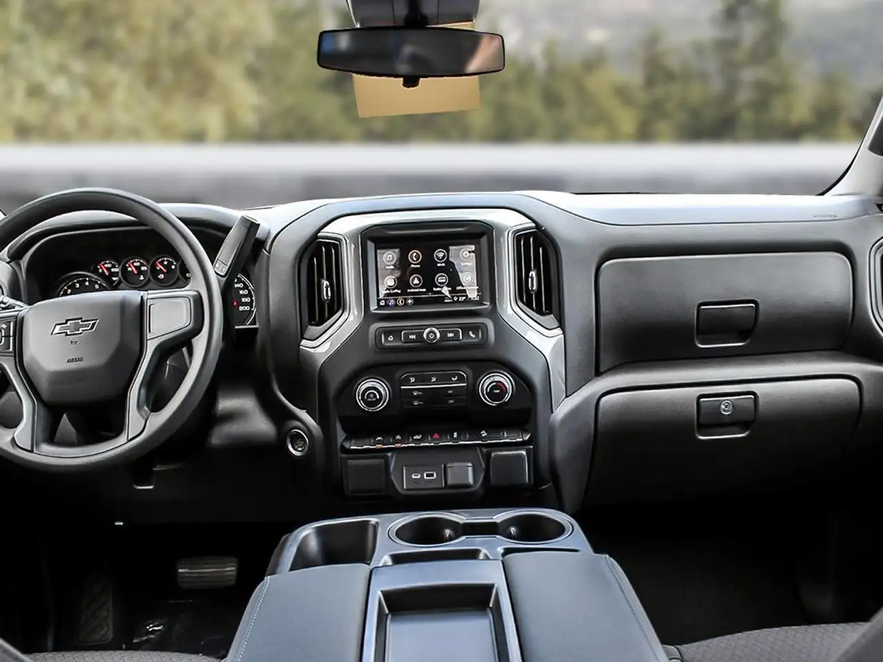 Chevrolet Silverado 1500 снимка Chevrolet Silverado 1500