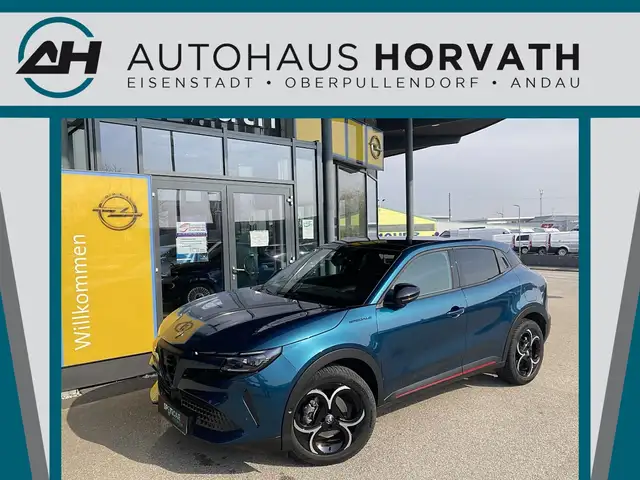 Alfa Romeo Junior Ibrida Speciale 1.2 MHEV e-DCT6!NAVI,PANORAMA,L...