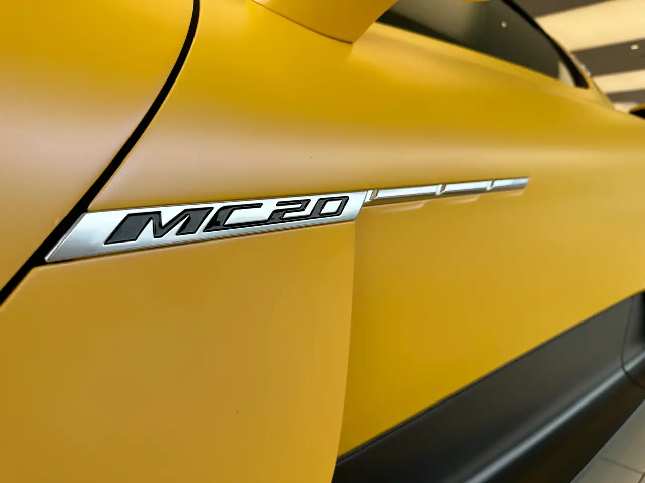 Maserati MC20 2023
