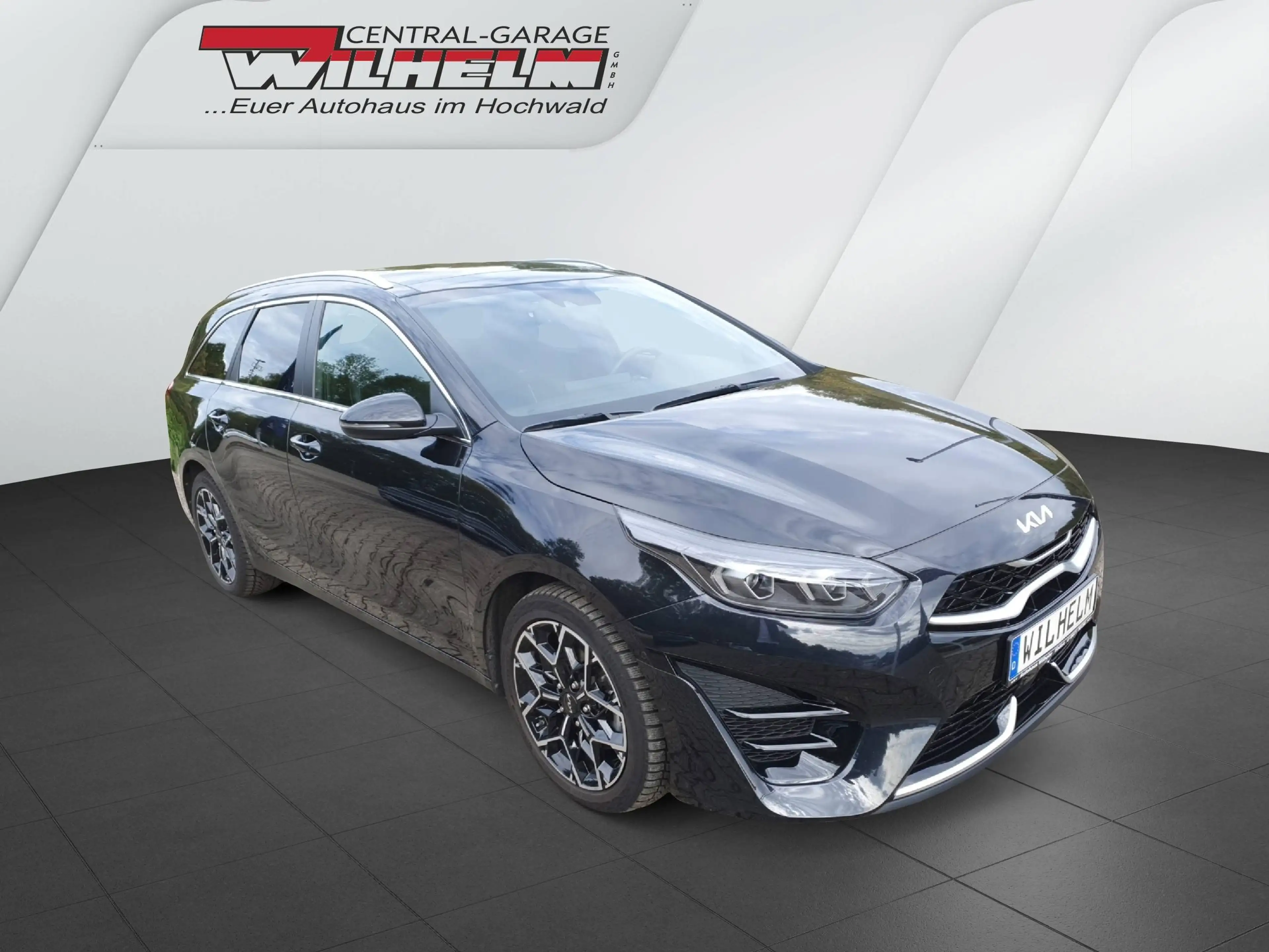 Kia Ceed SW / cee'd SW 1.6 CRDI Mild Hybrid GT Line Technik/Leder/Glasdach — photo 2