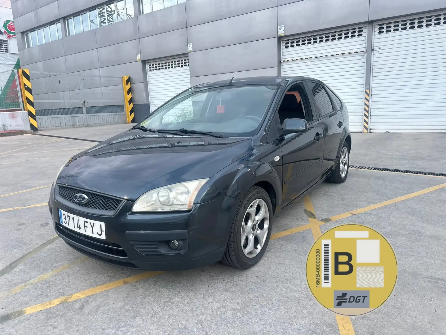 Ford Focus Wagon 1.8TDCi XR Gris - 1