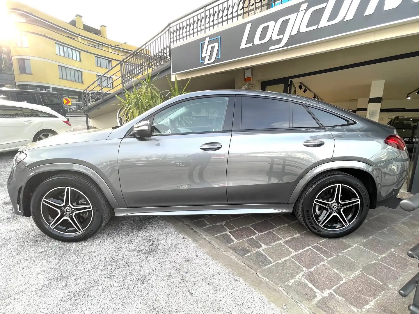 Mercedes-Benz GLE 300 Coupe 300 d mhev Premium 4matic aut PARI AL NUOVO! Gris - 2