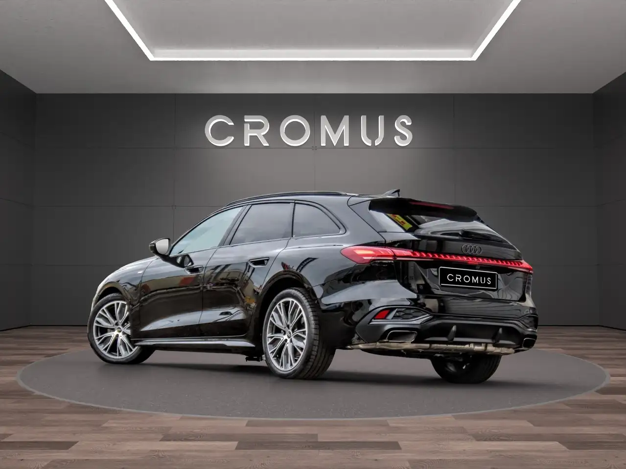 Audi A5 Avant 2.0tfsi S line s-tronic IVA ESPOSTA 2
