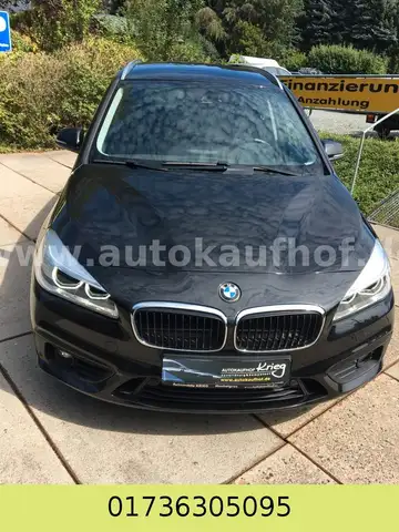 BMW 2 Series view 2