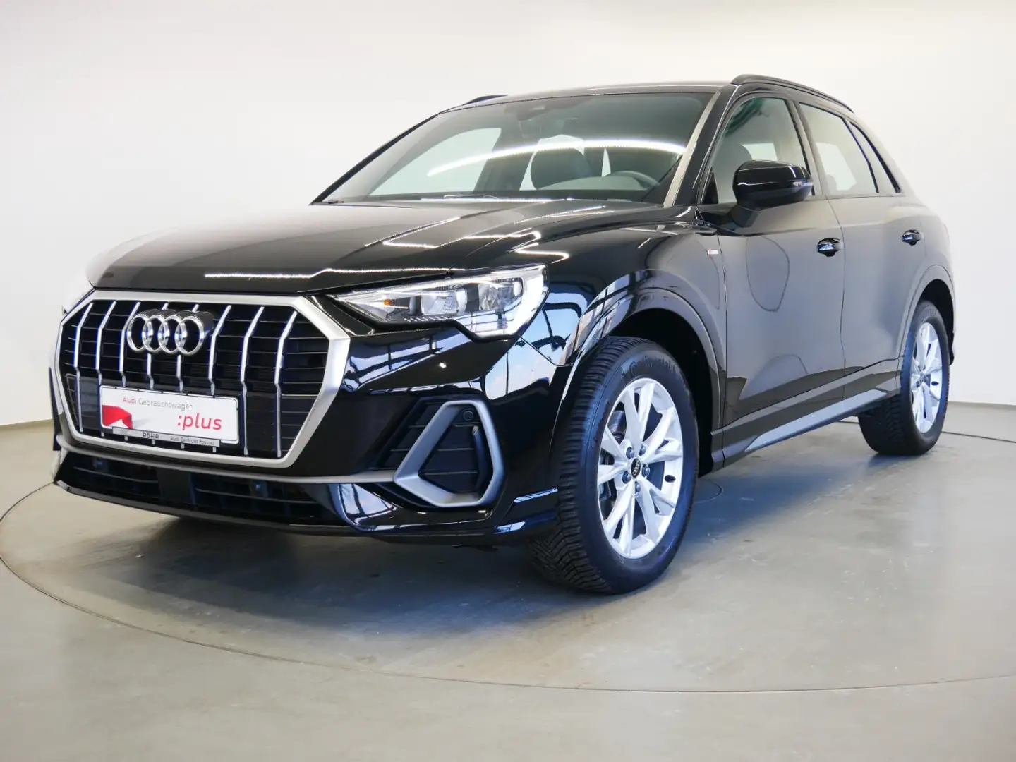 Audi Q3 35 TDI S line S tro. LED virt. Cock.+ NAVI+ Noir - 2