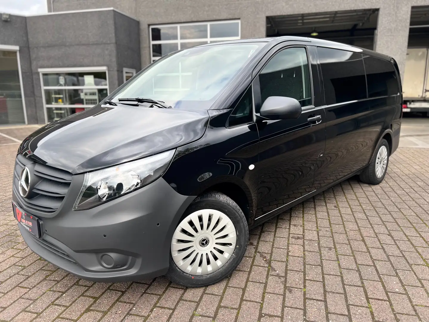 Mercedes-Benz Vito 116 A3/L3 (41.250ex)TOURER PRO | DISTR | TAXI 🚕 Schwarz - 2