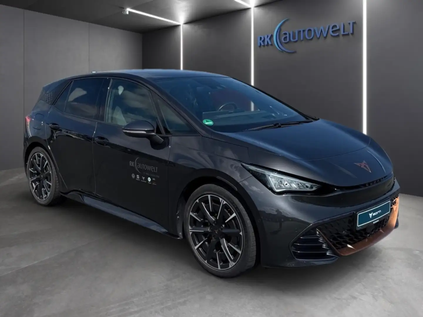 CUPRA Born 77kw Heat-Pump Beats HUD Tech L Pilot M+ 20 Zoll Gris - 2