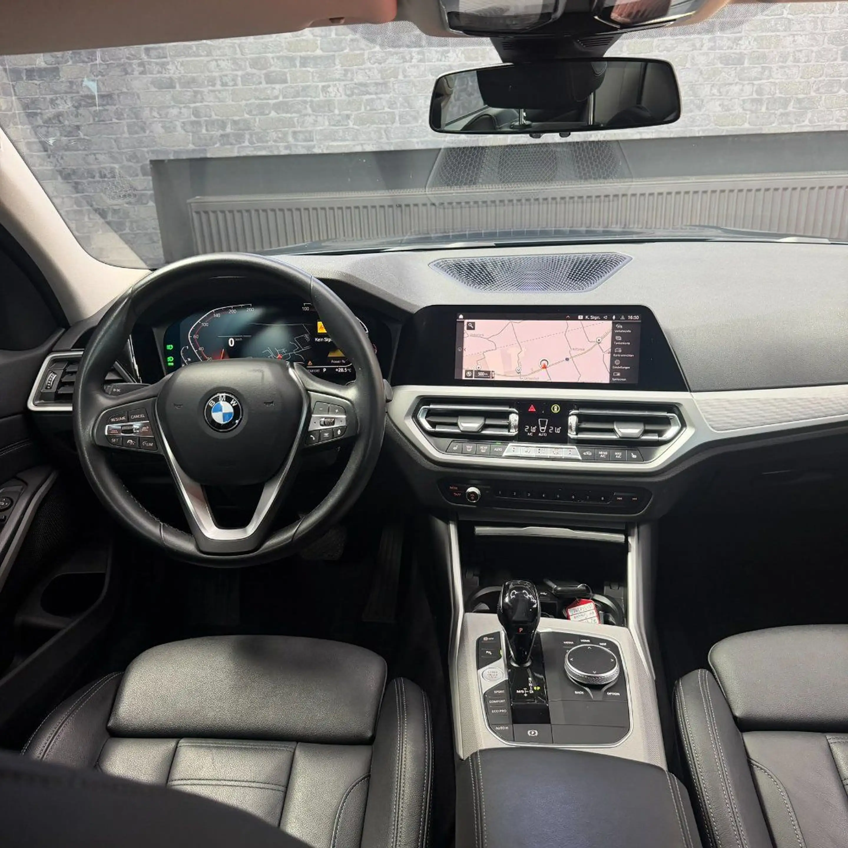 BMW 318 - 318 d — photo 14