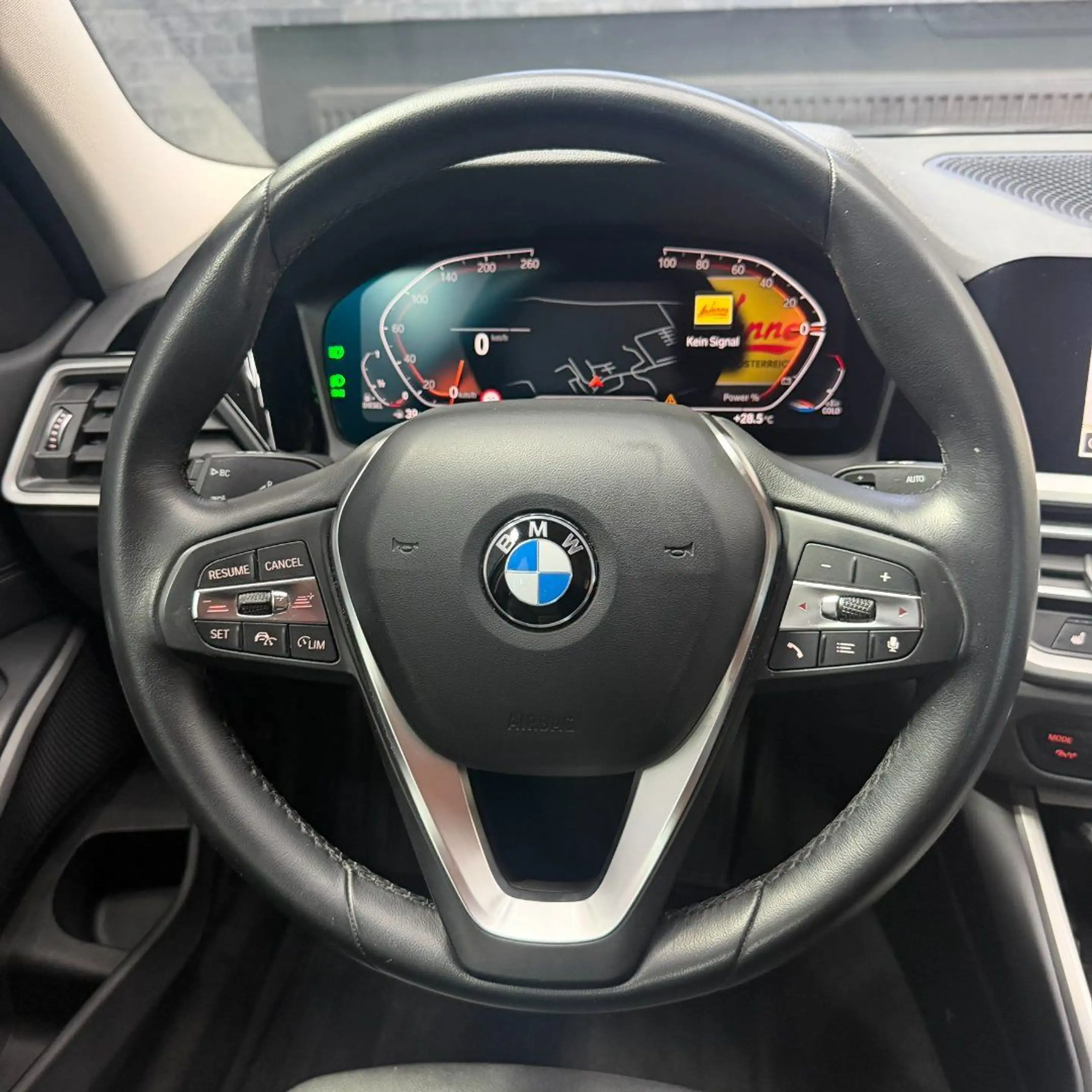 BMW 318 - 318 d — photo 15
