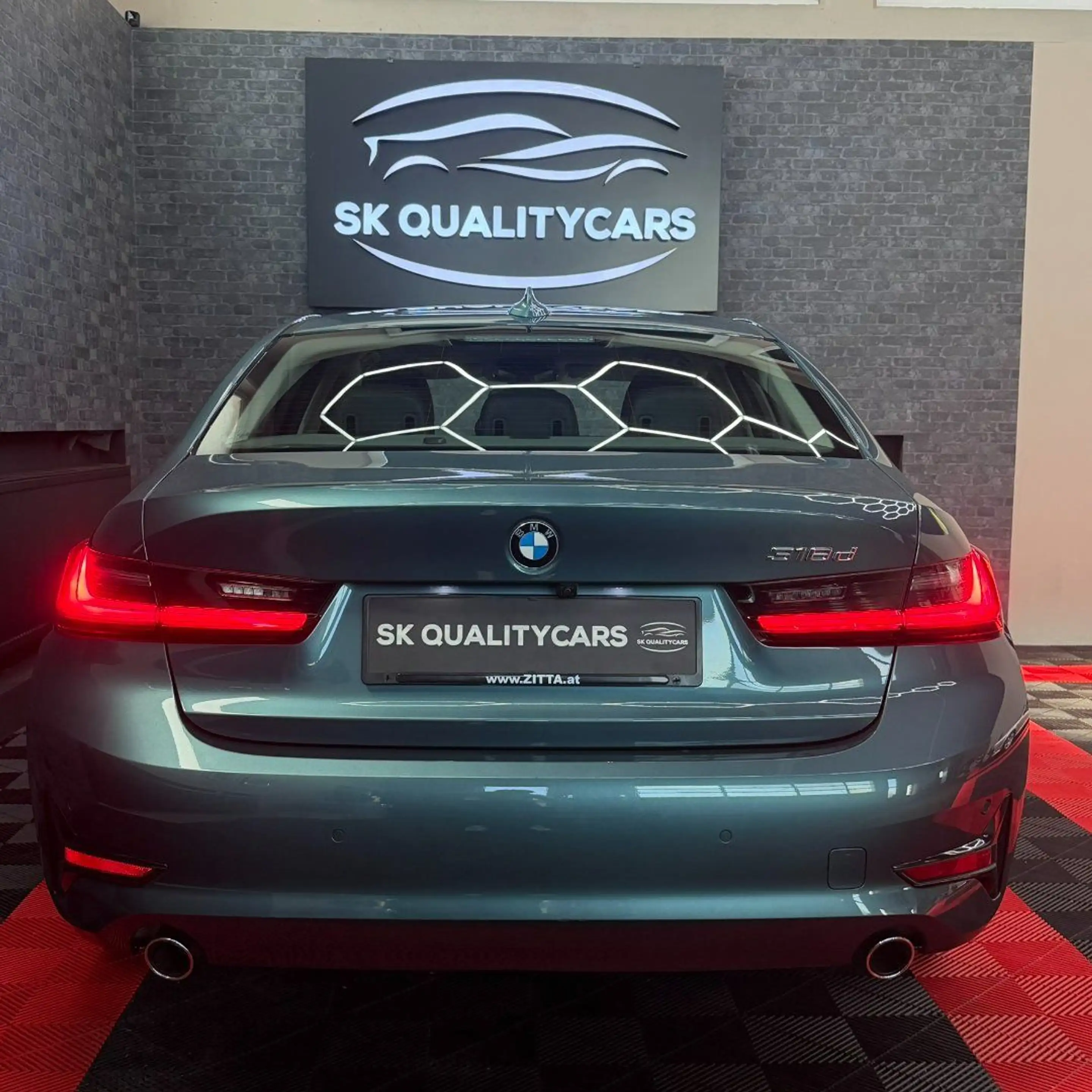 BMW 318 - 318 d — photo 9