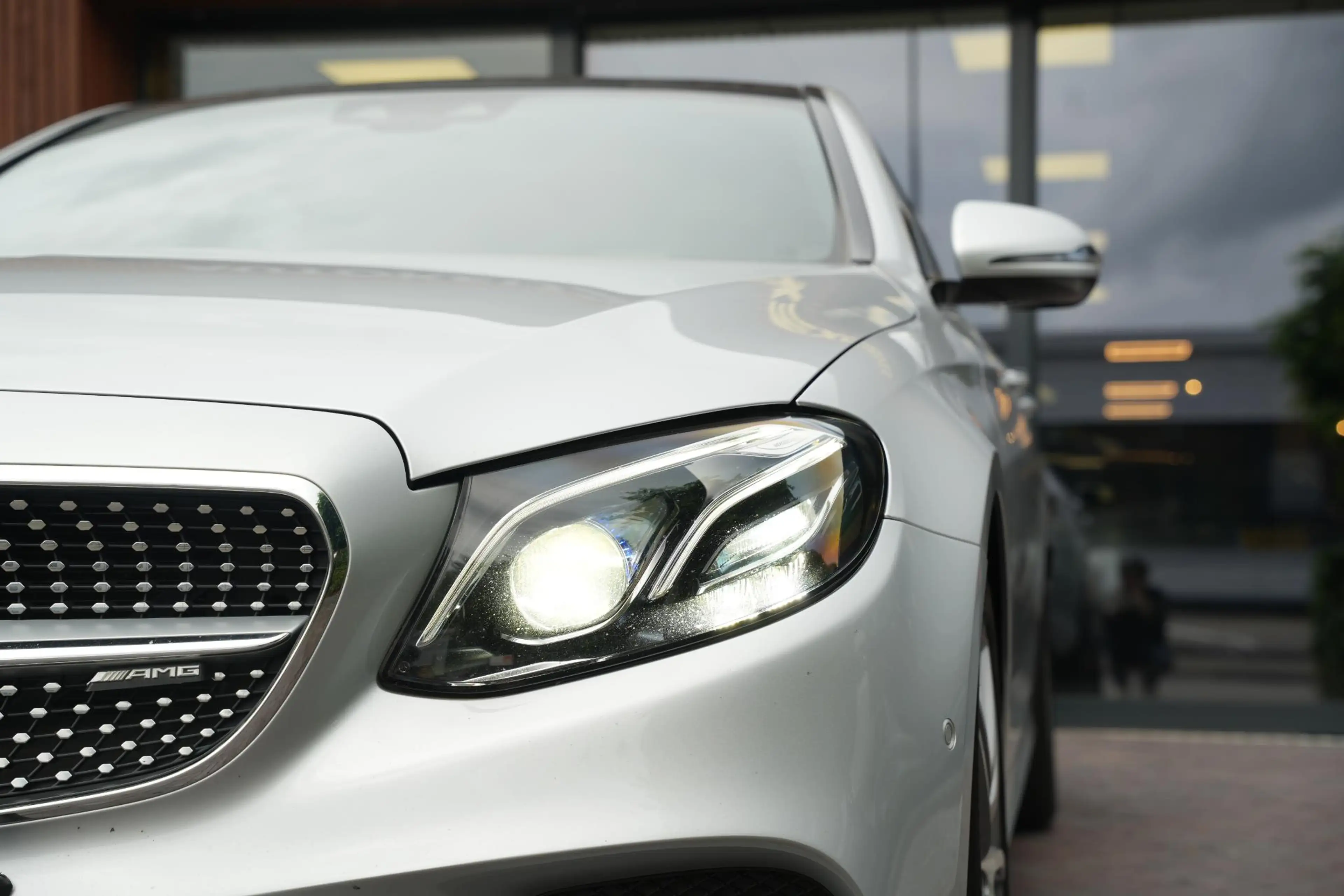 Mercedes-Benz E 400 4Matic Premium Plus AMG 333PK Airmatic Stoelkoelin — photo 18