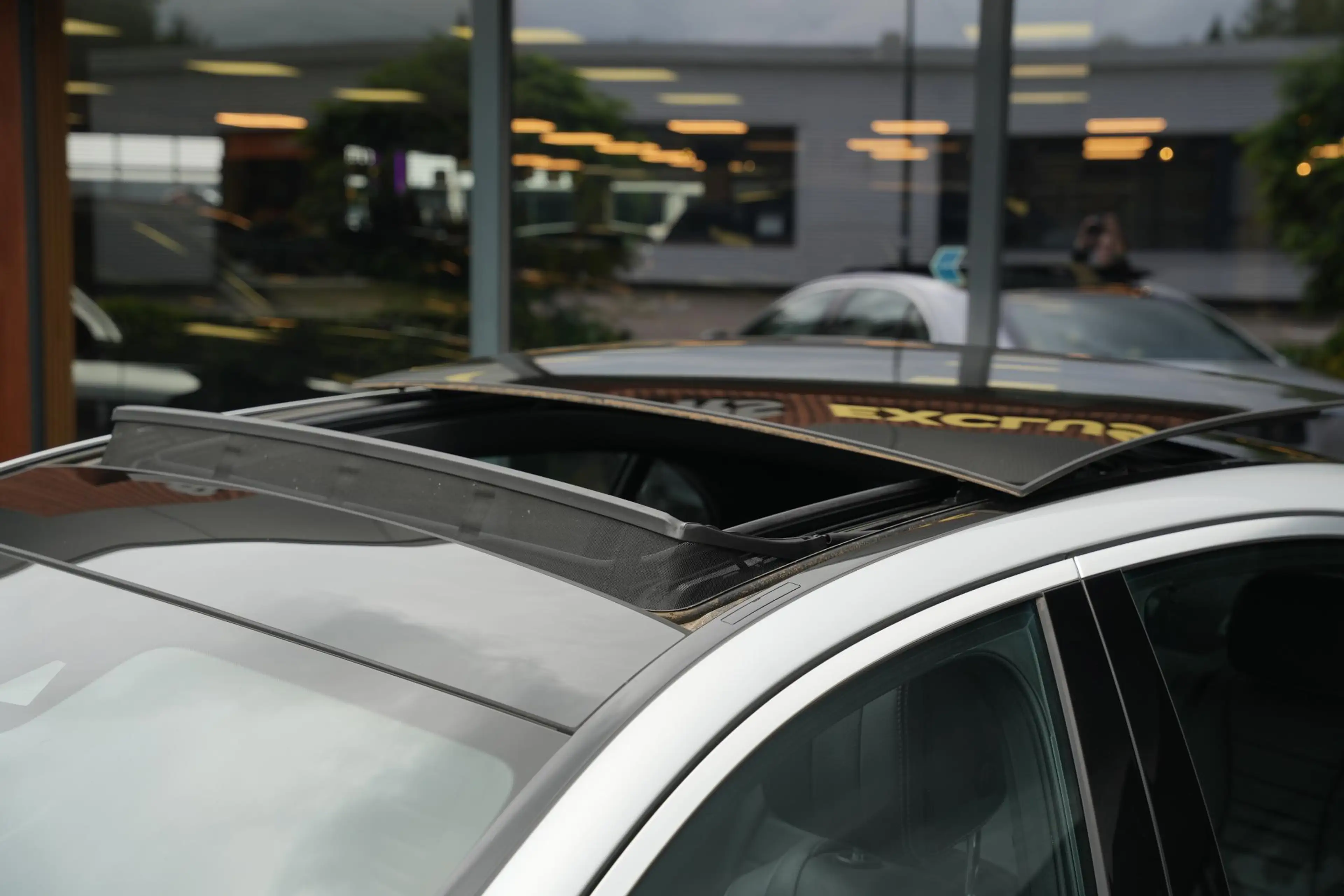Mercedes-Benz E 400 4Matic Premium Plus AMG 333PK Airmatic Stoelkoelin — photo 20