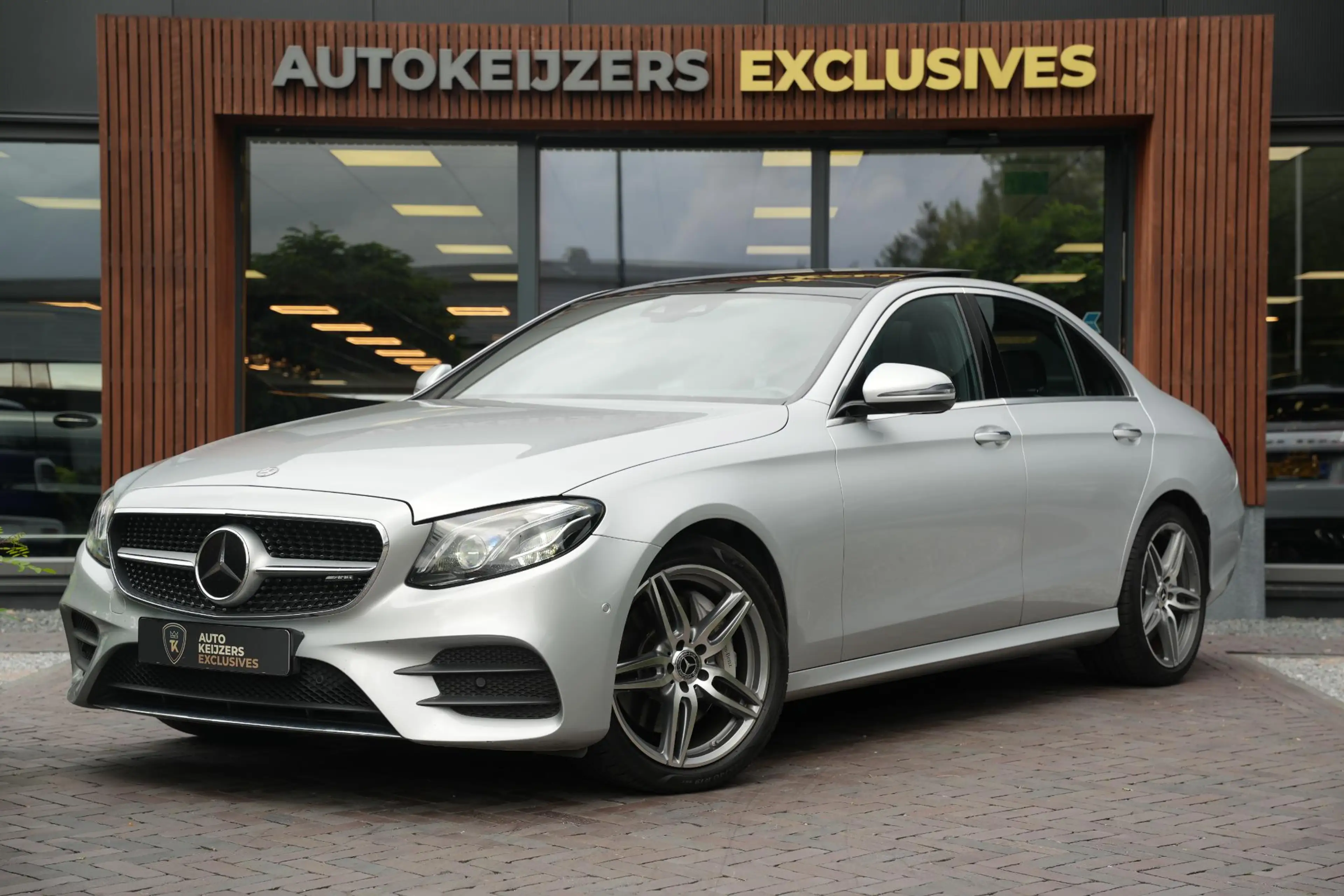 Mercedes-Benz E 400 4Matic Premium Plus AMG 333PK Airmatic Stoelkoelin — photo 5