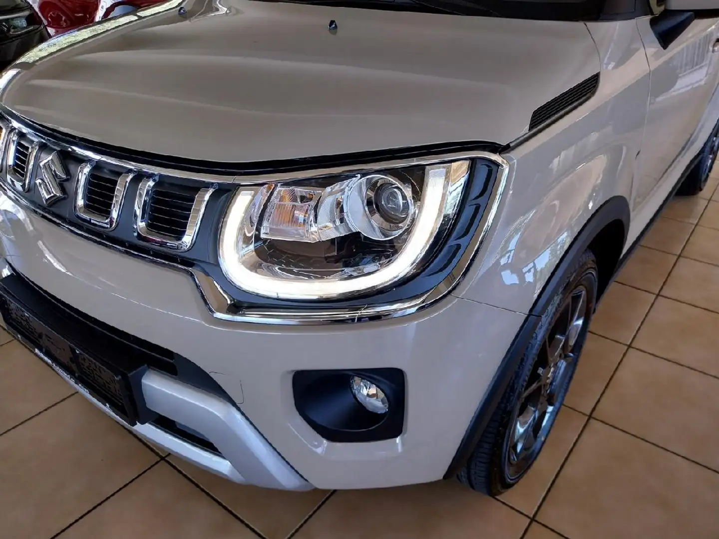 Suzuki Ignis Comfort+ Mild-Hybrid Navi Kamera Tempomat Béžová - 2