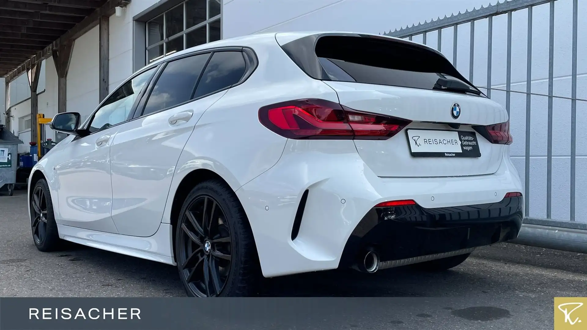 BMW 118 iA DKG M-Sport LCProf PA LrdHzg el.HK Blanco - 2