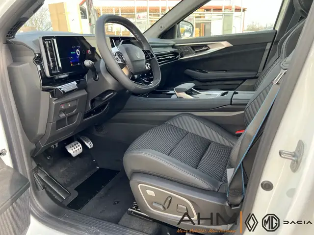 Renault Austral view 10