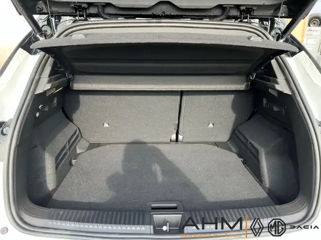 Renault Austral view 9