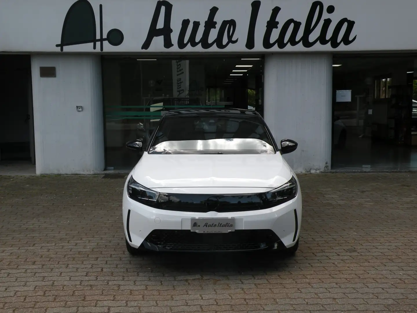Opel Corsa 1.2 GS Bianco - 1