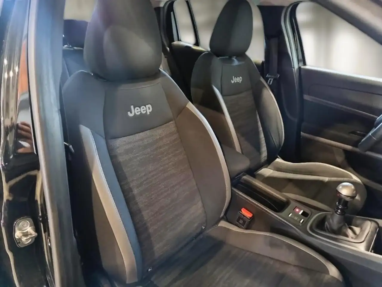 Jeep Avenger 1.2 TURBO LONGITUDE SUV, миниатюра 10