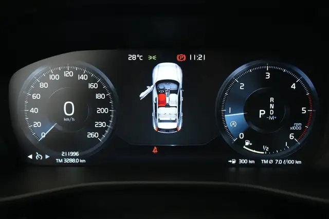 Volvo XC40 view 10