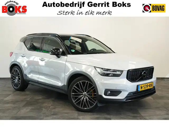 2021 Volvo XC40 in White for sale