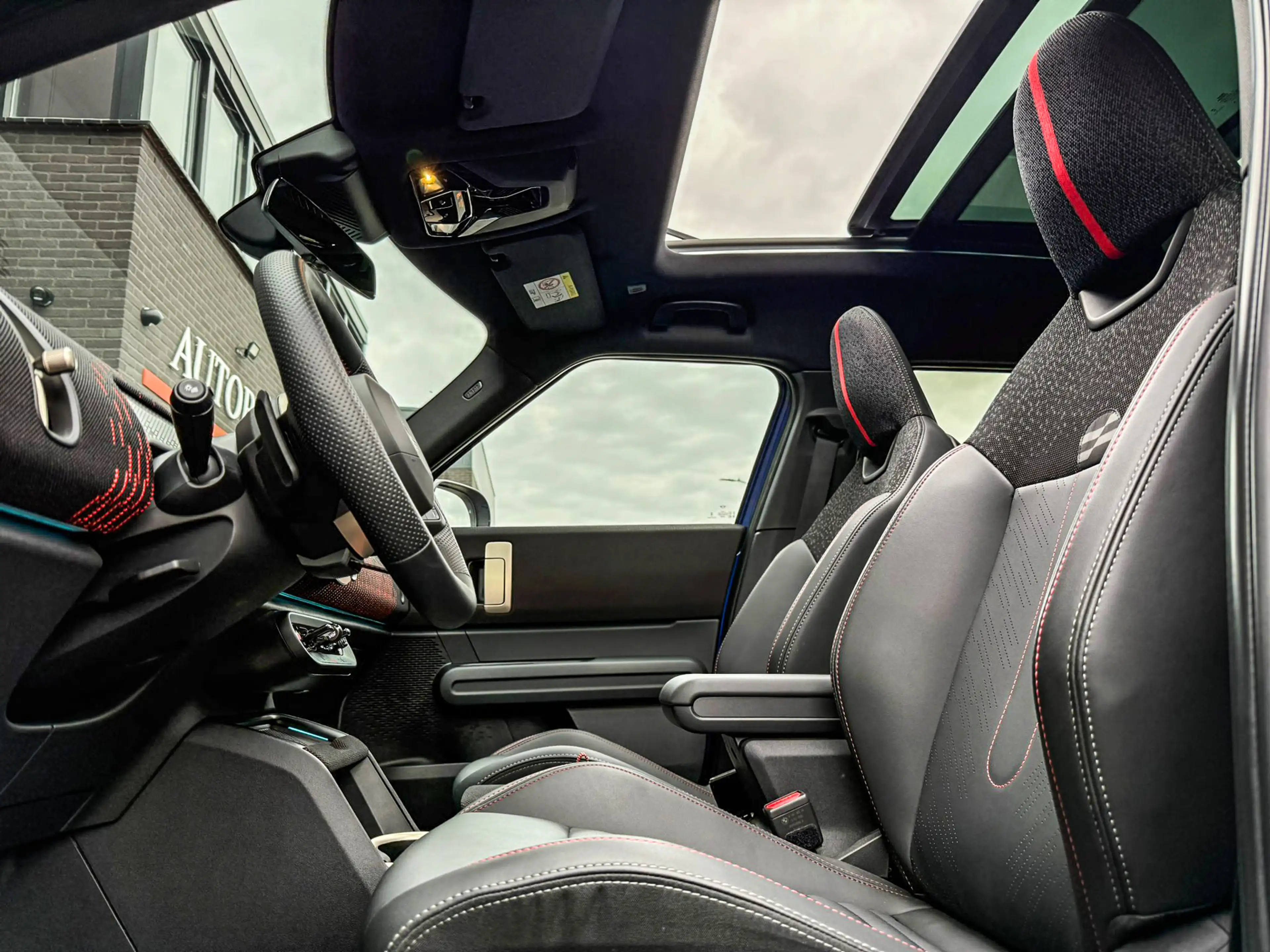 MINI John Cooper Works Countryman Mini 1.5 C L aut/Pano/Hk/Camera/19"/Btw/Vol — photo 4