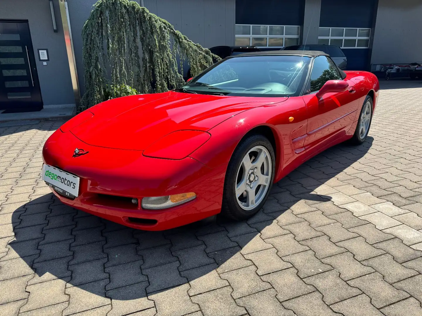 Corvette C5 5.7 Cabrio Automatik*1.HAND* Rouge - 2
