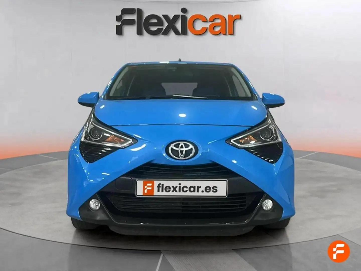 Toyota Aygo 70 x-play Bleu - 2