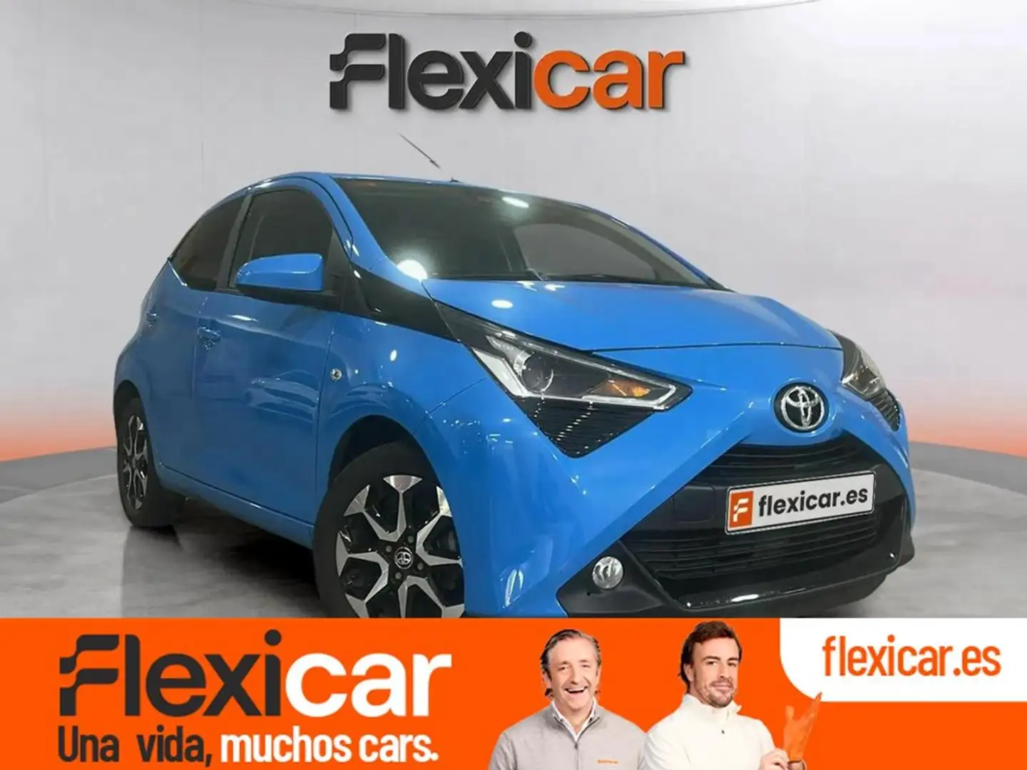 Toyota Aygo 70 x-play Bleu - 1