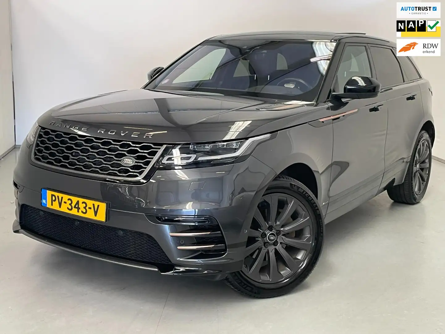 Land Rover Range Rover Velar 2.0 I4 AWD R-Dynamic / Pano / NL-auto / Meridian Gri - 1