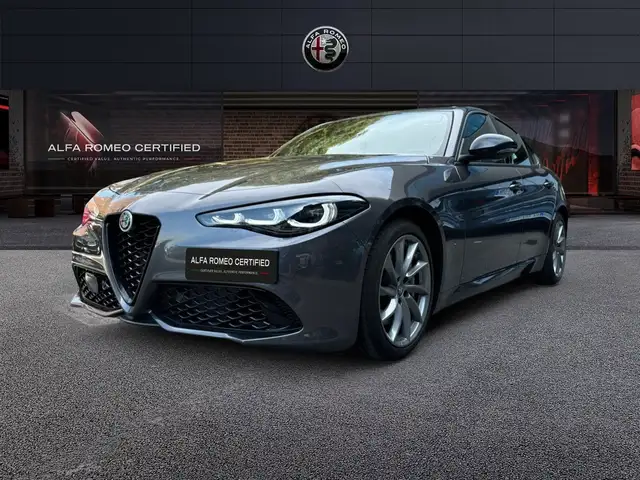Alfa Romeo Giulia 2.2 TD 160cv Sprint AT8