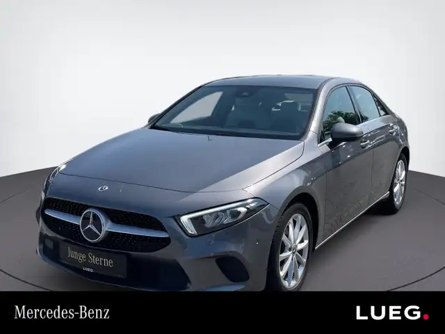 Mercedes-Benz A 200 STYLE+LED+RÜCKFAHRKAMERA+BUSINESSPAKET
