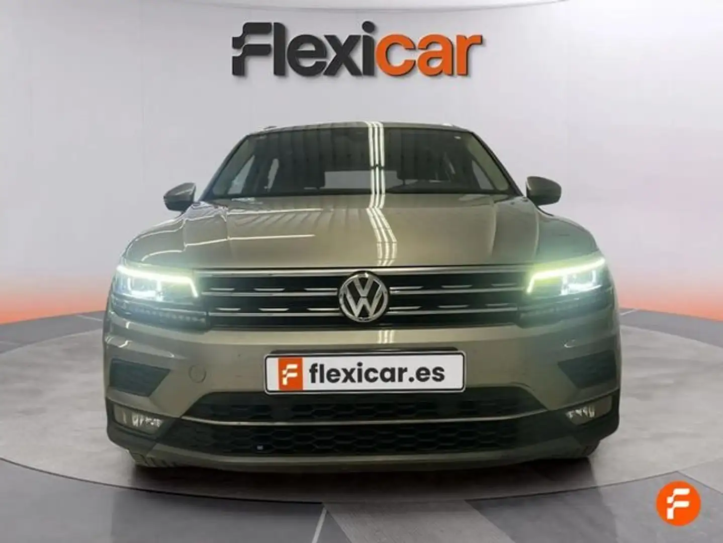 Volkswagen Tiguan 2.0TDI Advance 4Motion DSG 110kW Gris - 2