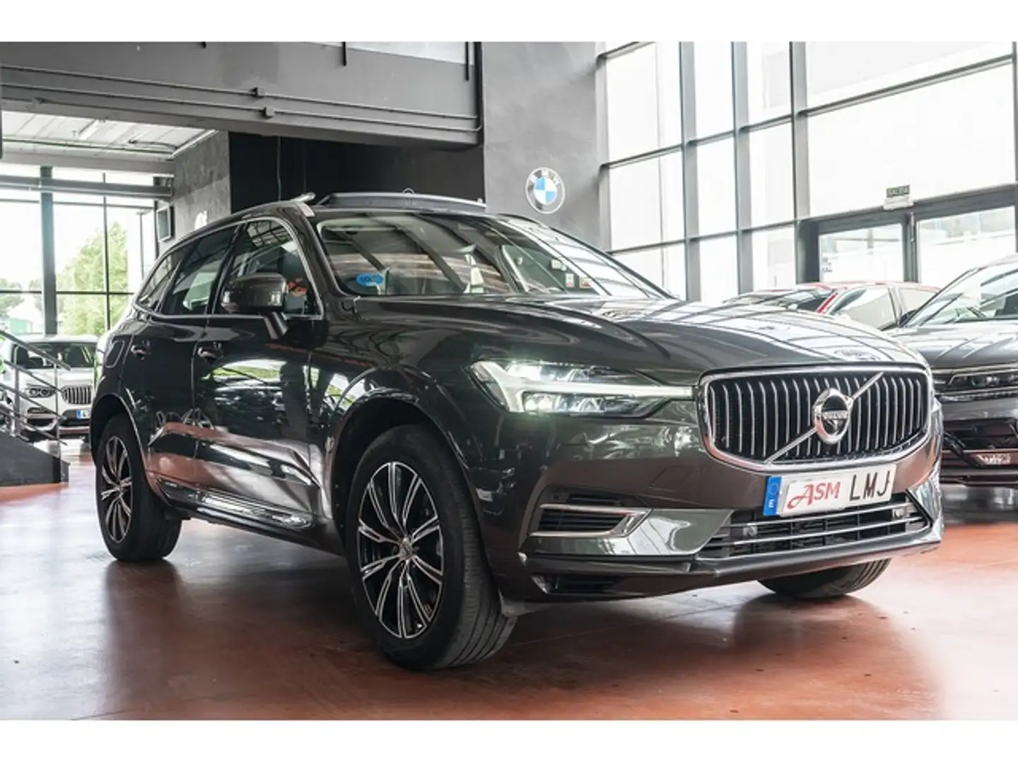 Volvo XC60 T6 Twin Recharge Inscription Grijs - 2