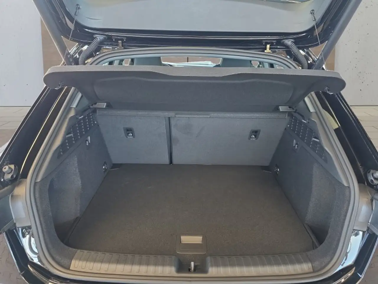 Audi A3 Sportback 35TFSI 4*J.Gar/LED/ACC/Keyless/el.Klappe, миниатюра 16