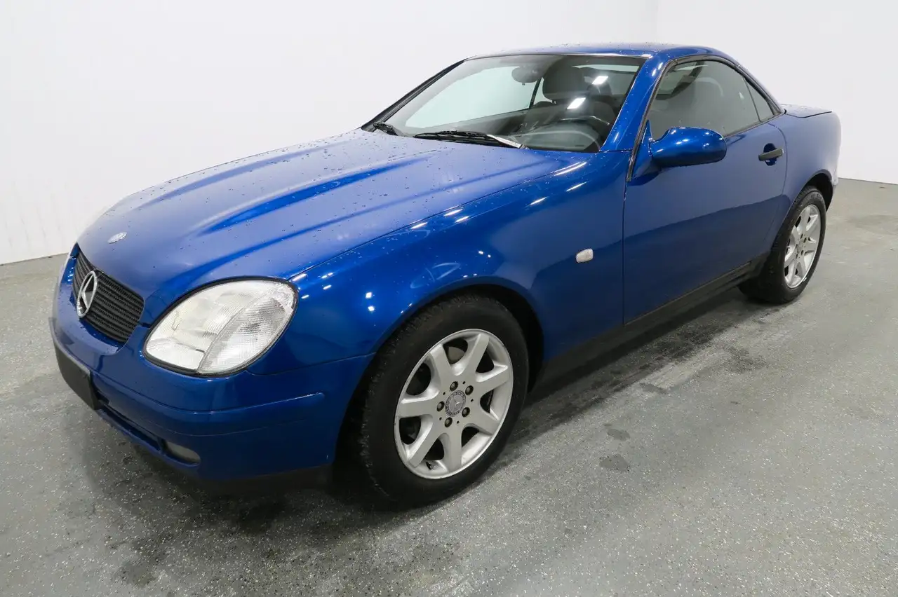 Mercedes-Benz SLK 230