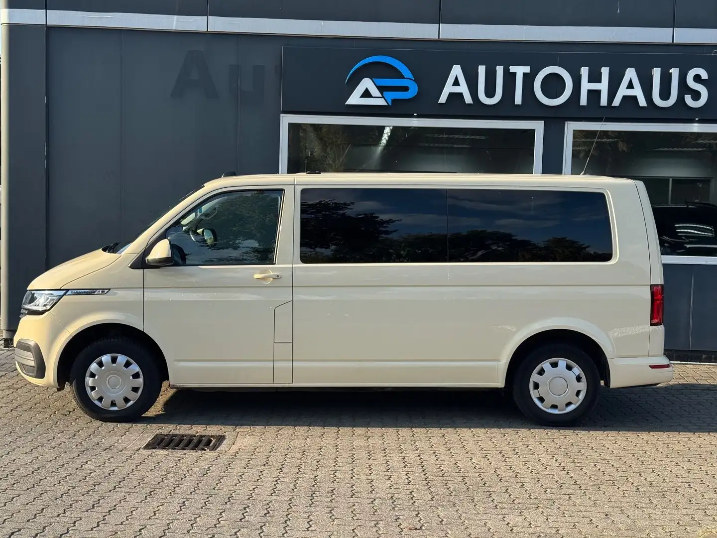 Volkswagen T6 Caravelle T6.1 Caravelle lang 2.0 TDI DSG *LED*TAXI*9-SITZ Gelb - 2