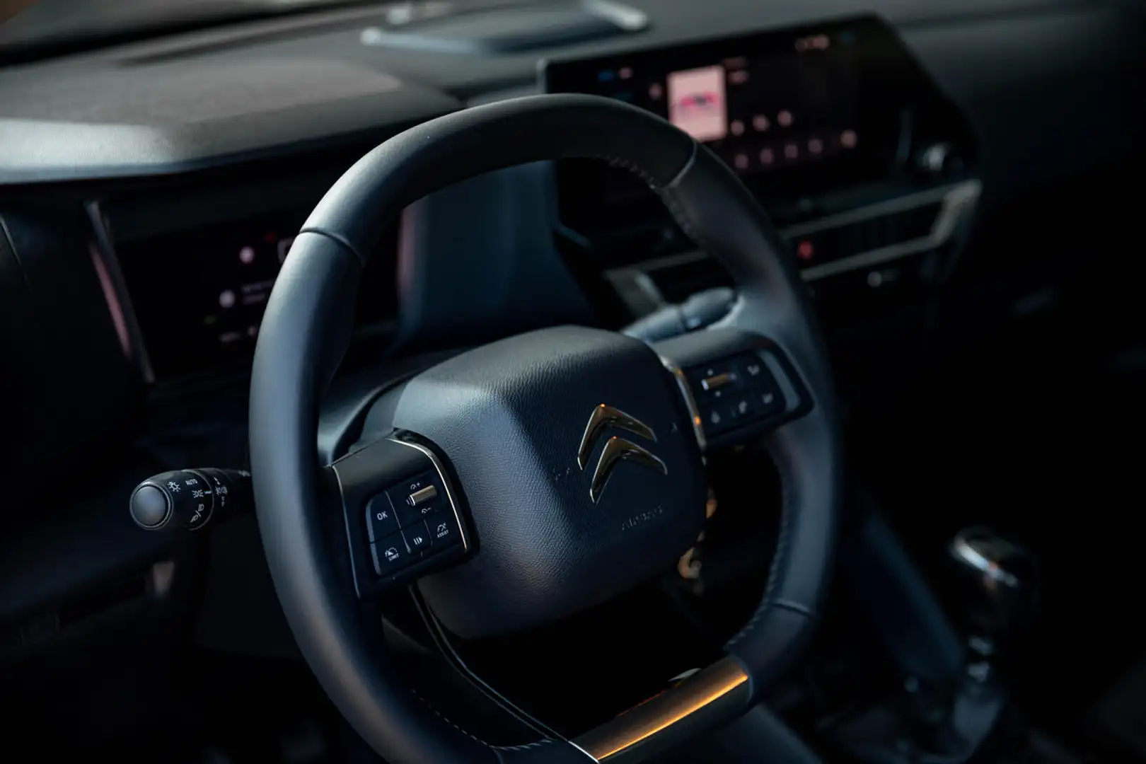Citroen C4 130pk MT6 | a. Camera | Auto. Airco | Carplay/A... Black - 2