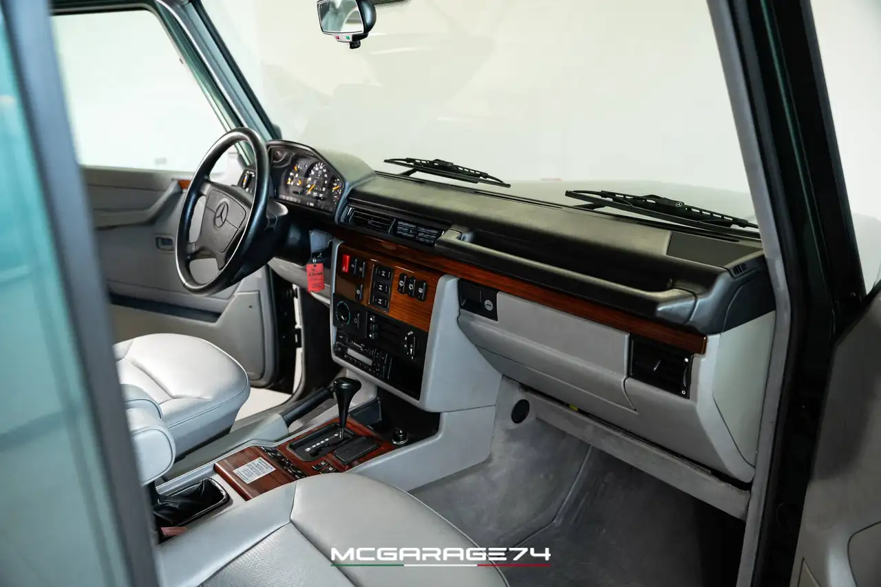 Mercedes-Benz G 320 SW corto auto, foto 10